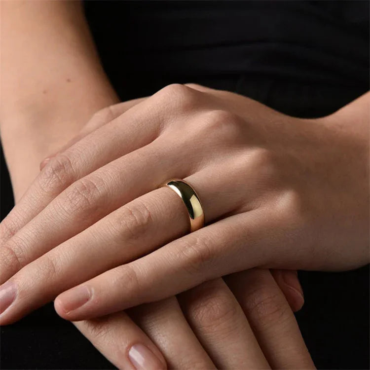 Elise Band Ring