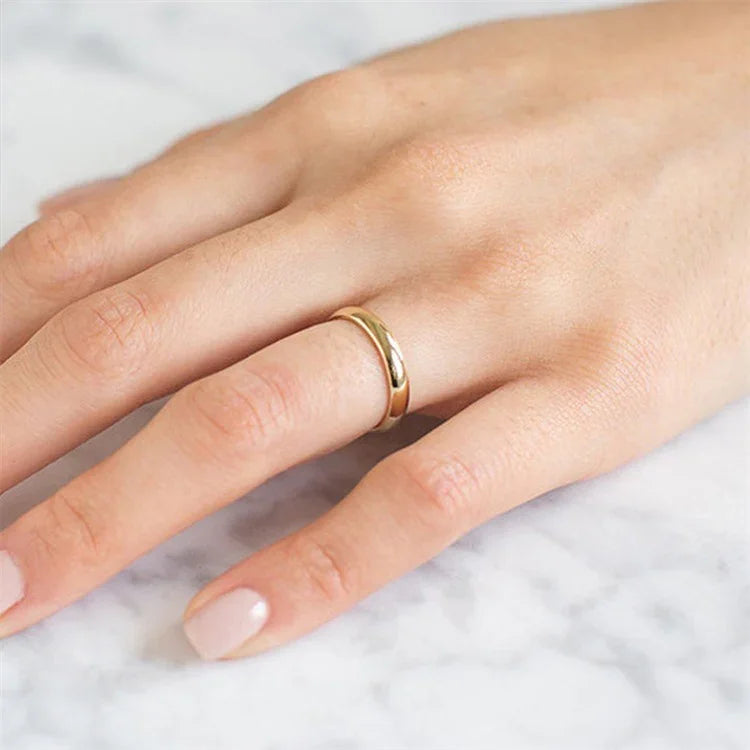 Elise Band Ring