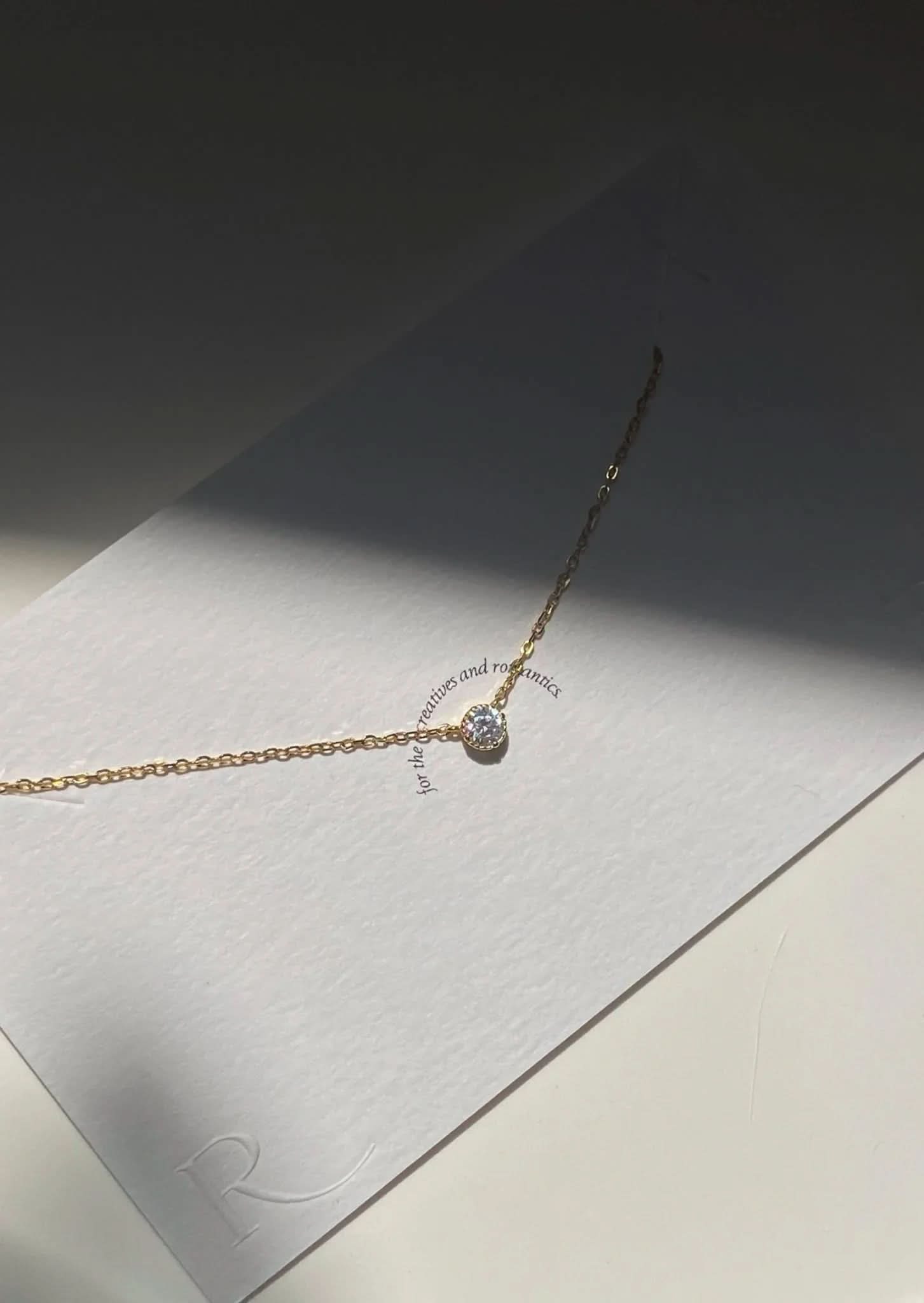 Noa Solitaire Necklace