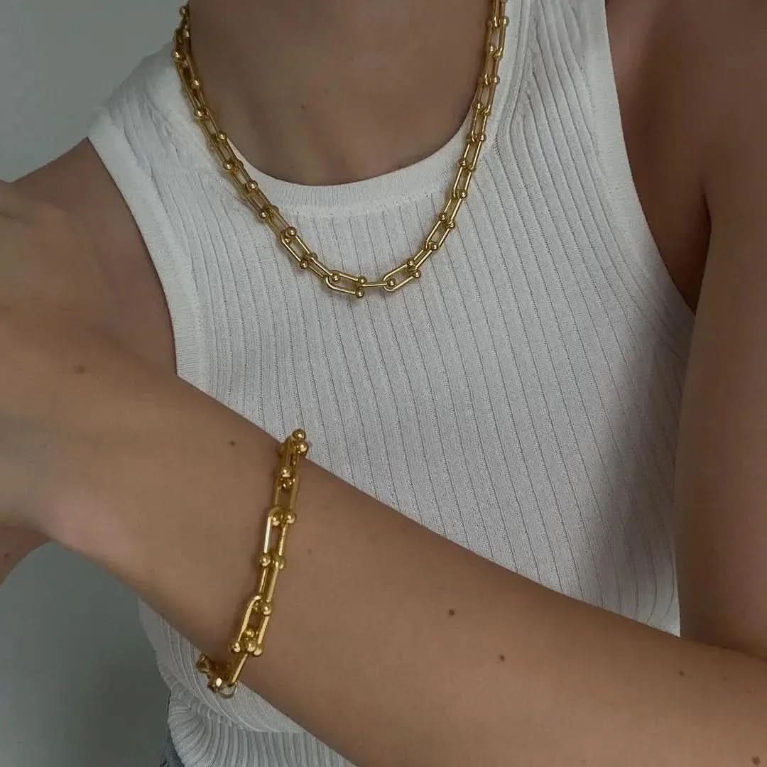 Arc Link Chain Necklace